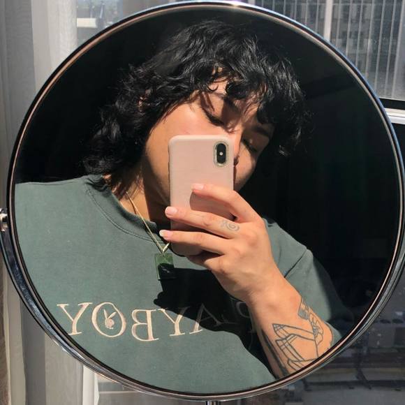Poshmark profile picture for @inhaling